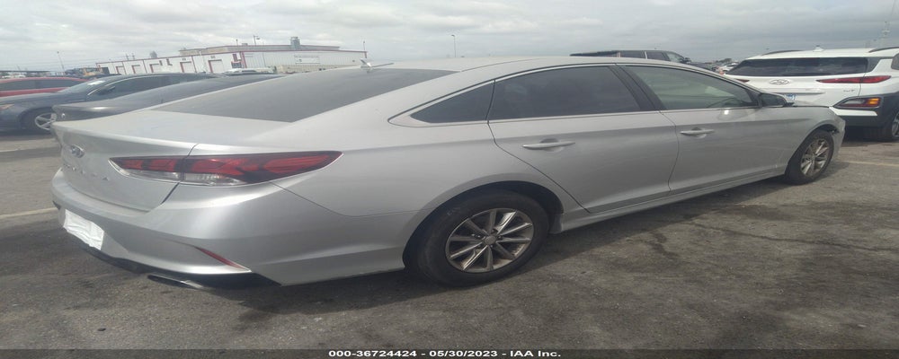 5NPE24AF3JH635325 2018 HYUNDAI SONATA photo no. 4