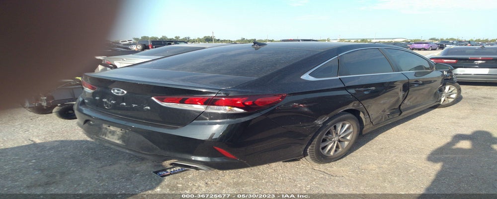 5NPE24AFXKH743748 2019 HYUNDAI SONATA photo no. 4