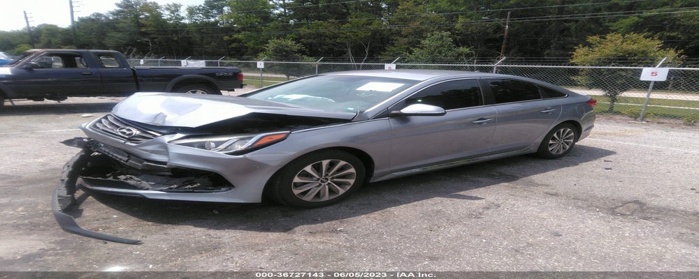 5NPE34AF2FH027817 2015 HYUNDAI SONATA photo no. 2