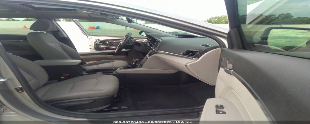 KMHD84LF0LU943113 2020 HYUNDAI ELANTRA photo no. 5