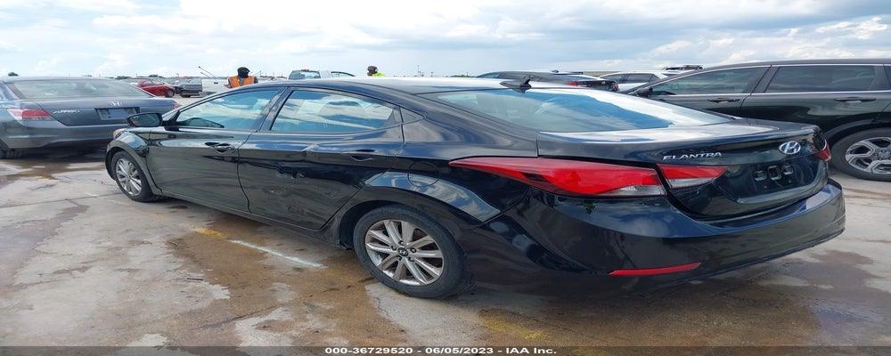KMHDH4AE2GU541724 2016 HYUNDAI ELANTRA photo no. 3