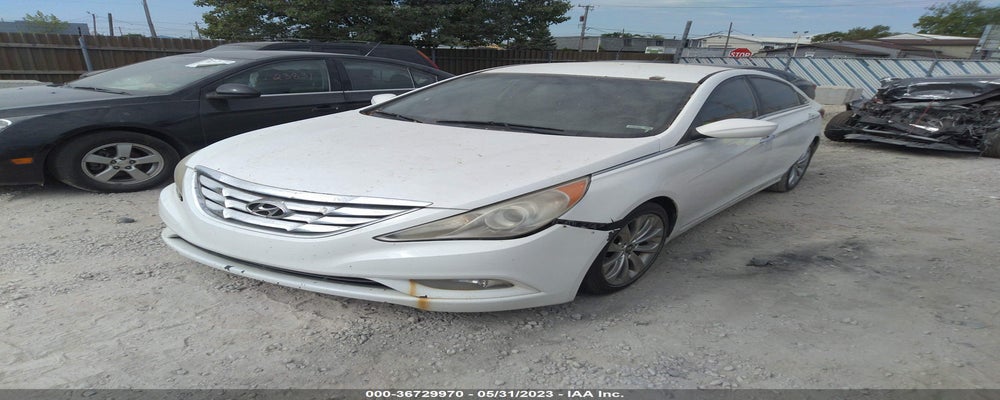 5NPEC4AC8DH563996 2013 HYUNDAI SONATA photo no. 2