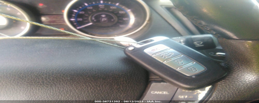 5NPEC4AB6CH477396 2012 HYUNDAI SONATA photo no. 11