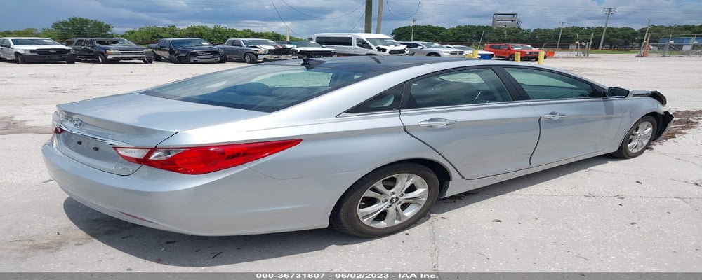 5NPEC4ACXDH709007 2013 HYUNDAI SONATA photo no. 4