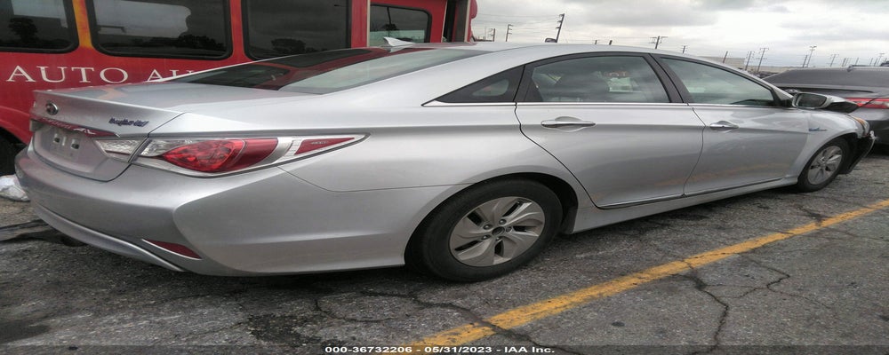 KMHEC4A43DA065040 2013 HYUNDAI SONATA HYBRID photo no. 4