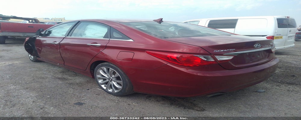 5NPEC4AC8BH225835 2011 HYUNDAI SONATA photo no. 3