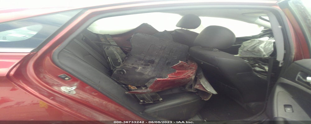 5NPEC4AC8BH225835 2011 HYUNDAI SONATA photo no. 8