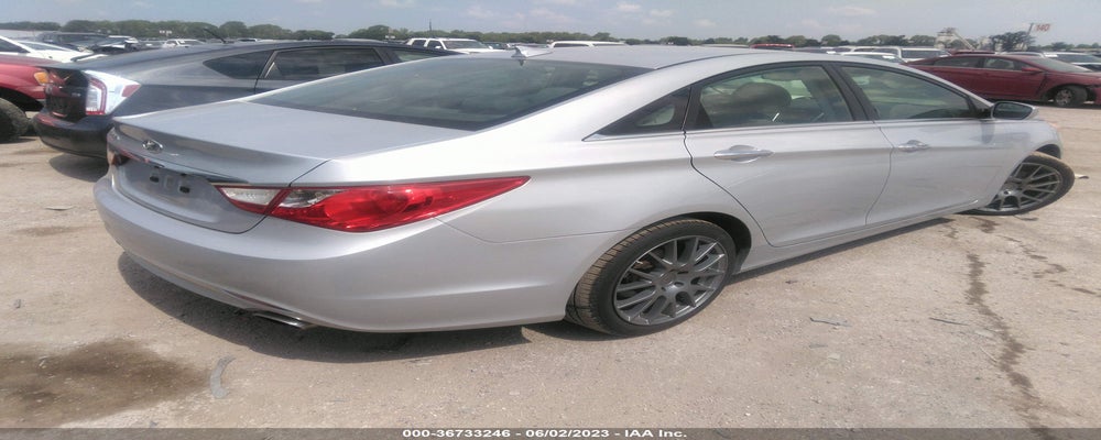 5NPEC4AC2CH327911 2012 HYUNDAI SONATA photo no. 4