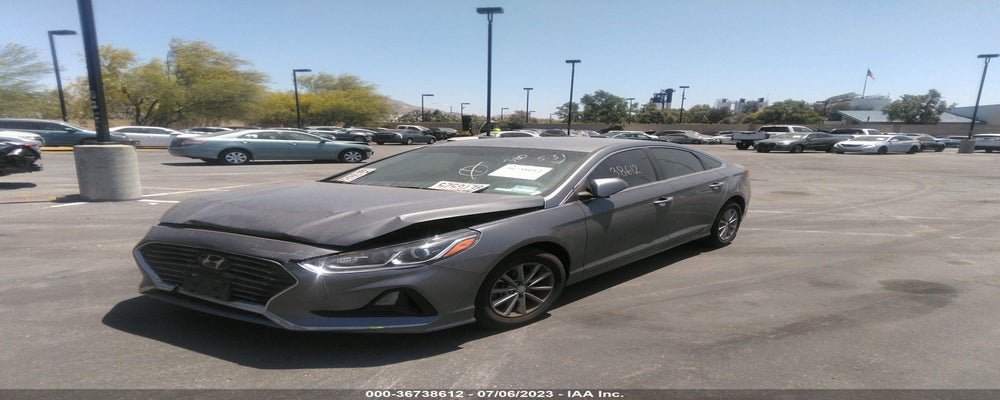 5NPE24AF0JH721613 2018 HYUNDAI SONATA photo no. 2