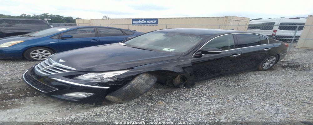 KMHGC4DD0CU161063 2012 HYUNDAI GENESIS photo no. 2