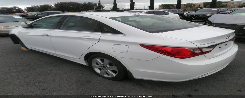 5NPEB4AC2DH801148 2013 HYUNDAI SONATA photo no. 3
