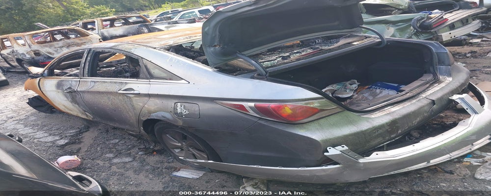 KMHEC4A40FA131286 2015 HYUNDAI SONATA HYBRID photo no. 3