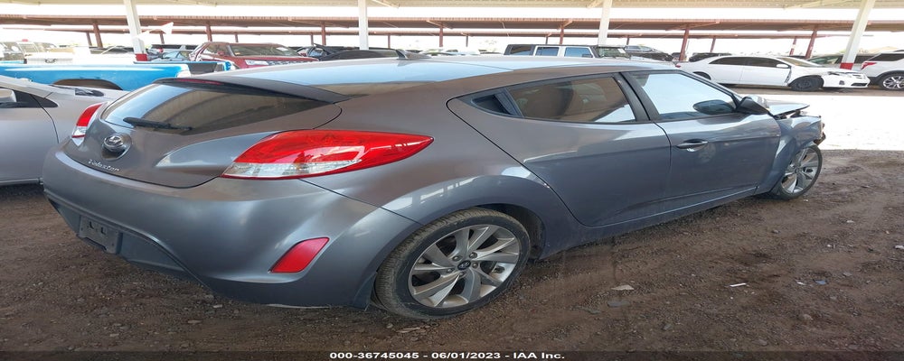 KMHTC6AD4HU315991 2017 HYUNDAI VELOSTER photo no. 4