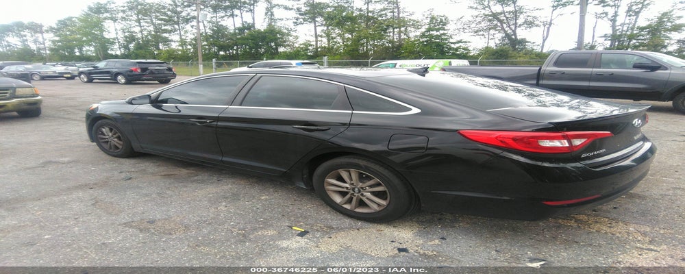 5NPE24AF0FH187097 2015 HYUNDAI SONATA photo no. 3