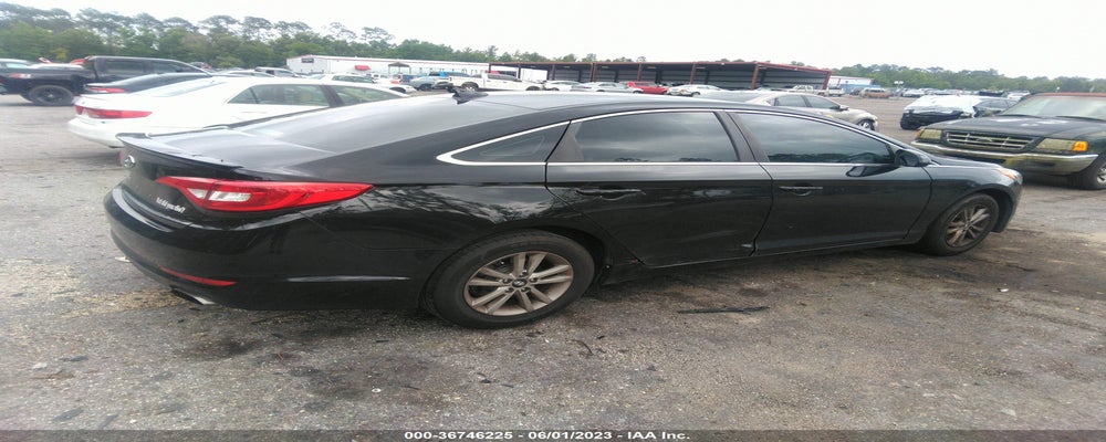 5NPE24AF0FH187097 2015 HYUNDAI SONATA photo no. 4