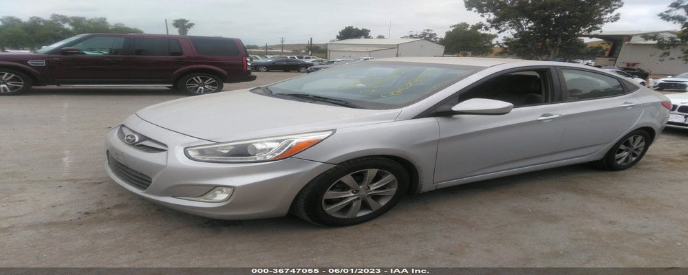 KMHCU4AE7EU748047 2014 HYUNDAI ACCENT photo no. 2