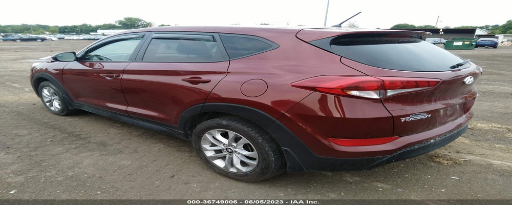 KM8J2CA49JU801887 2018 HYUNDAI TUCSON photo no. 3
