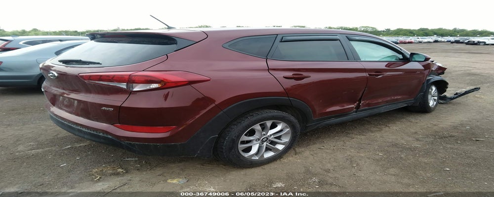 KM8J2CA49JU801887 2018 HYUNDAI TUCSON photo no. 4