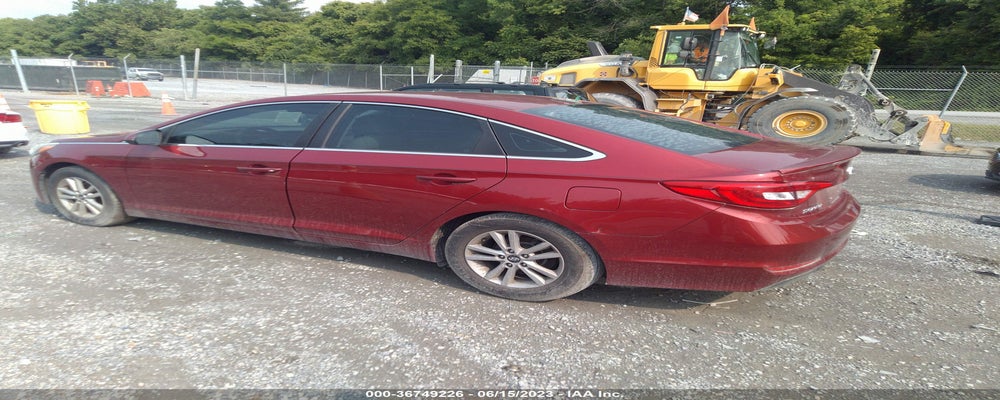 5NPE24AF1FH011577 2015 HYUNDAI SONATA photo no. 3
