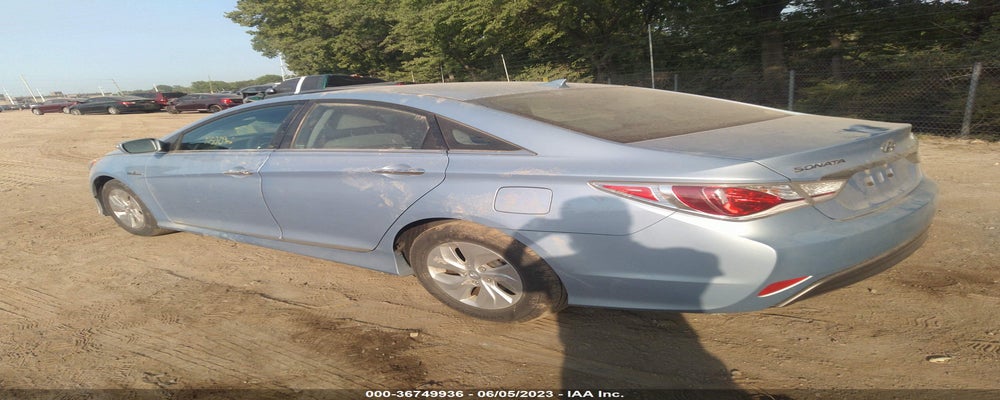 KMHEC4A4XFA134678 2015 HYUNDAI SONATA photo no. 3