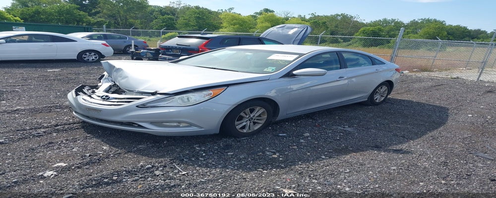 5NPEB4AC6DH699725 2013 HYUNDAI SONATA photo no. 2