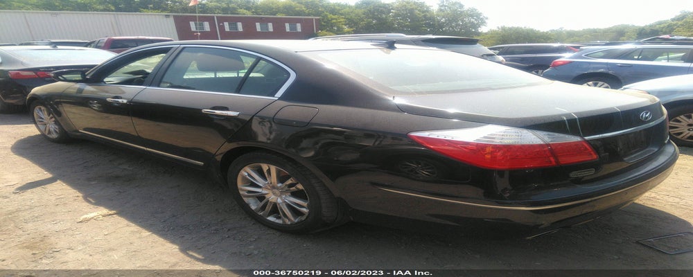 KMHGC4DF8BU120891 2011 HYUNDAI GENESIS photo no. 3