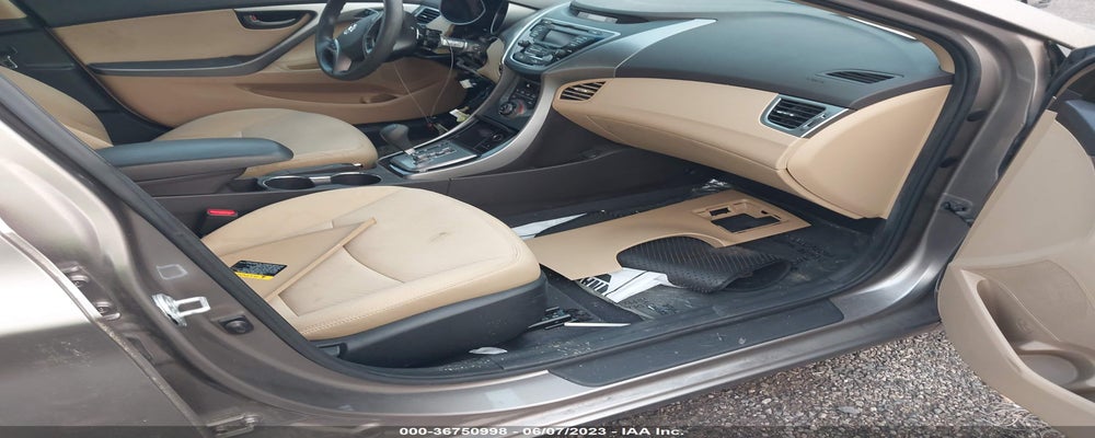 5NPDH4AEXDH237230 2013 HYUNDAI ELANTRA photo no. 5