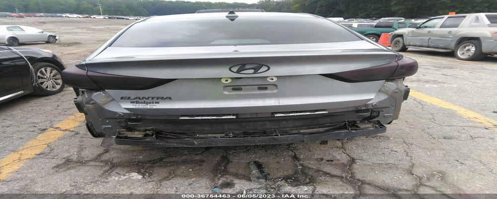 KMHD84LF3HU422572 2017 HYUNDAI ELANTRA photo no. 6