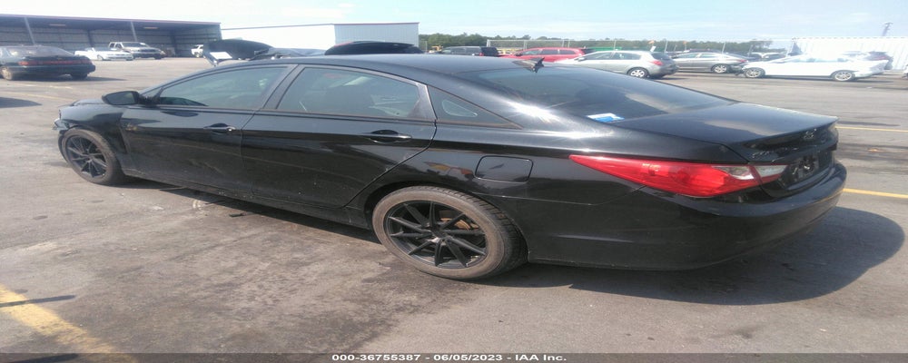 5NPEB4AC1BH243323 2011 HYUNDAI SONATA photo no. 3