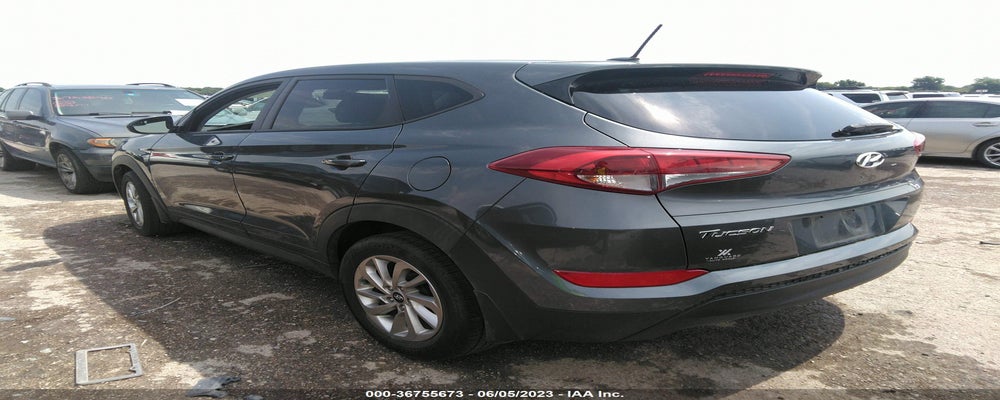 KM8J23A4XHU331220 2017 HYUNDAI TUCSON photo no. 3