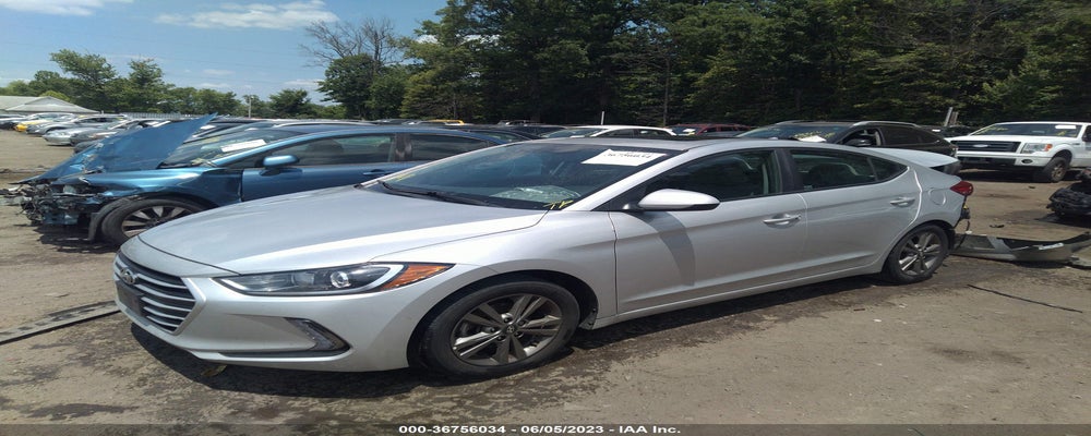 5NPD84LFXJH235558 2018 HYUNDAI ELANTRA photo no. 2