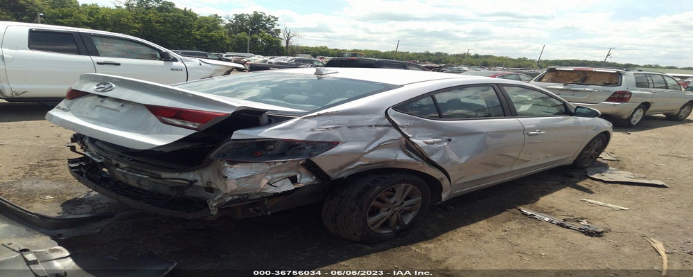 5NPD84LFXJH235558 2018 HYUNDAI ELANTRA photo no. 4