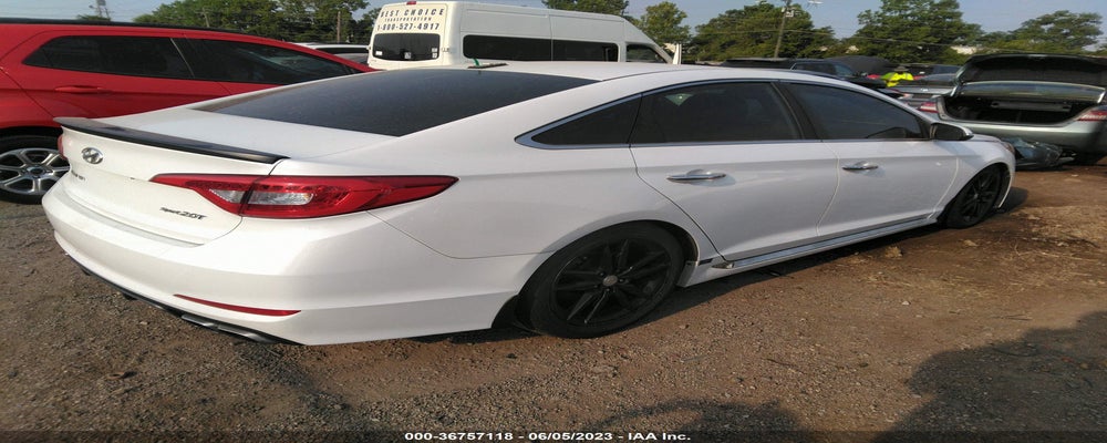 5NPE34AB0FH100423 2015 HYUNDAI SONATA photo no. 4