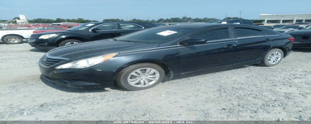 5NPEB4AC9DH567557 2013 HYUNDAI SONATA photo no. 2