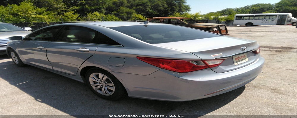 5NPEB4AC5BH215539 2011 HYUNDAI SONATA photo no. 3