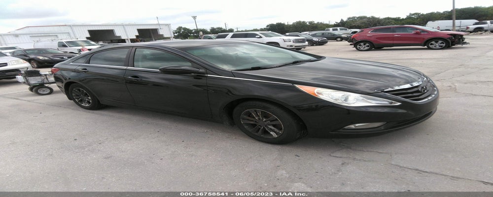 5NPEB4AC5DH794955 2013 HYUNDAI SONATA photo no. 4