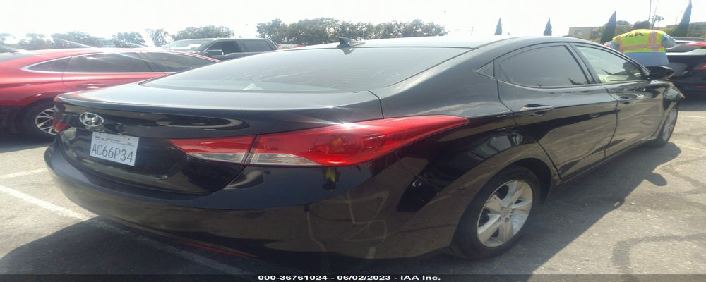 5NPDH4AE6DH269009 2013 HYUNDAI ELANTRA photo no. 4