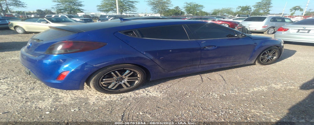 KMHTC6AD4DU085315 2013 HYUNDAI VELOSTER photo no. 4