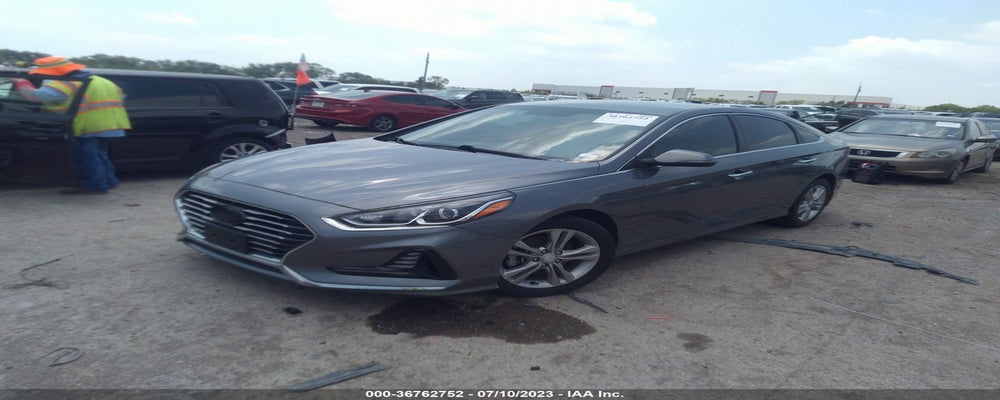 5NPE34AF9JH645290 2018 HYUNDAI SONATA photo no. 2