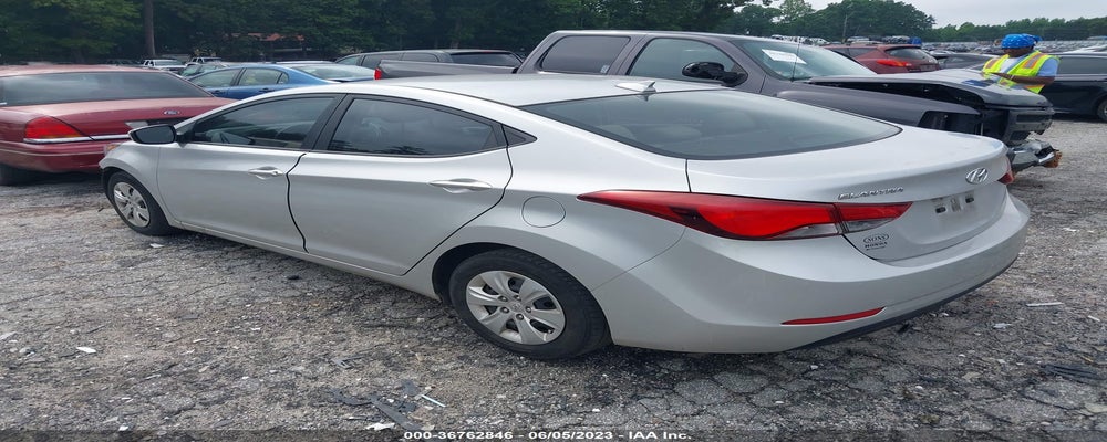 5NPDH4AE8GH728786 2016 HYUNDAI ELANTRA photo no. 3