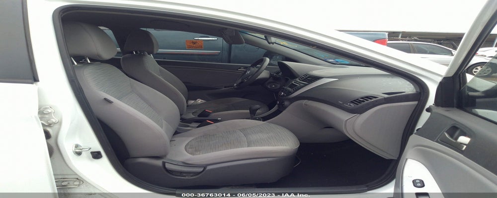 KMHCT4AE9GU049928 2016 HYUNDAI ACCENT photo no. 5