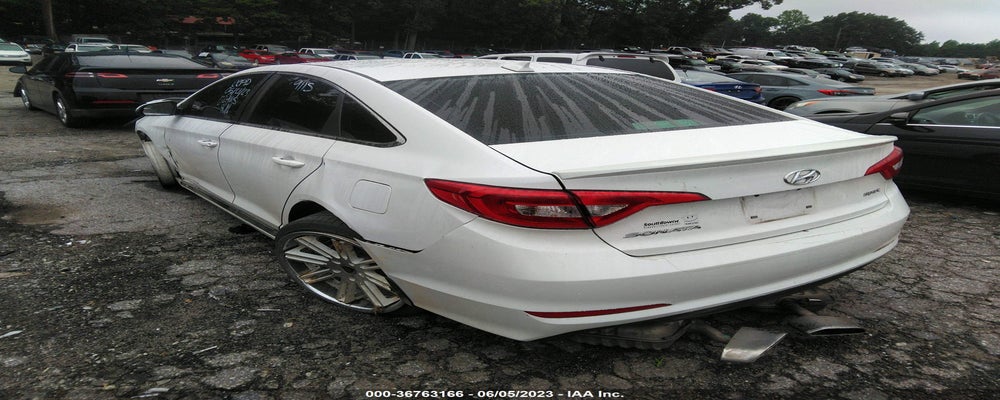 5NPE34AF2FH029115 2015 HYUNDAI SONATA photo no. 3