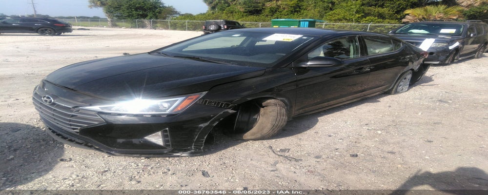5NPD74LF1KH452730 2019 HYUNDAI ELANTRA photo no. 2