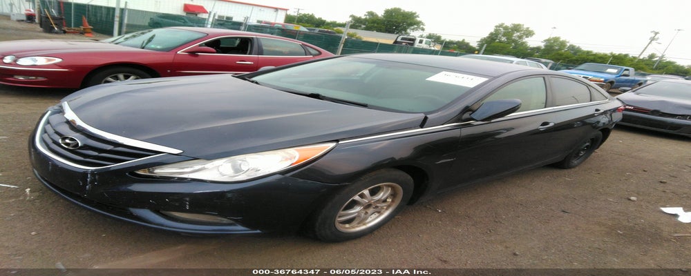 5NPEB4ACXBH294254 2011 HYUNDAI SONATA photo no. 2