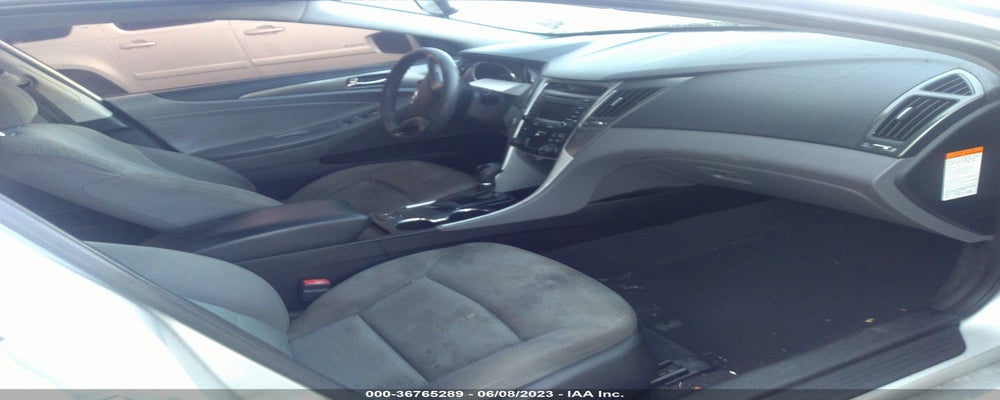 KMHEC4A43FA137969 2015 HYUNDAI SONATA photo no. 5