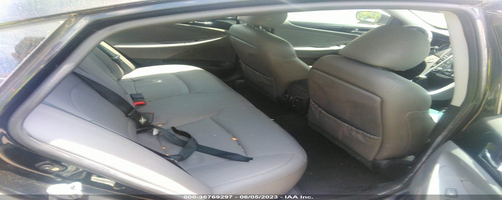 5NPEC4AC8BH019060 2011 HYUNDAI SONATA photo no. 8