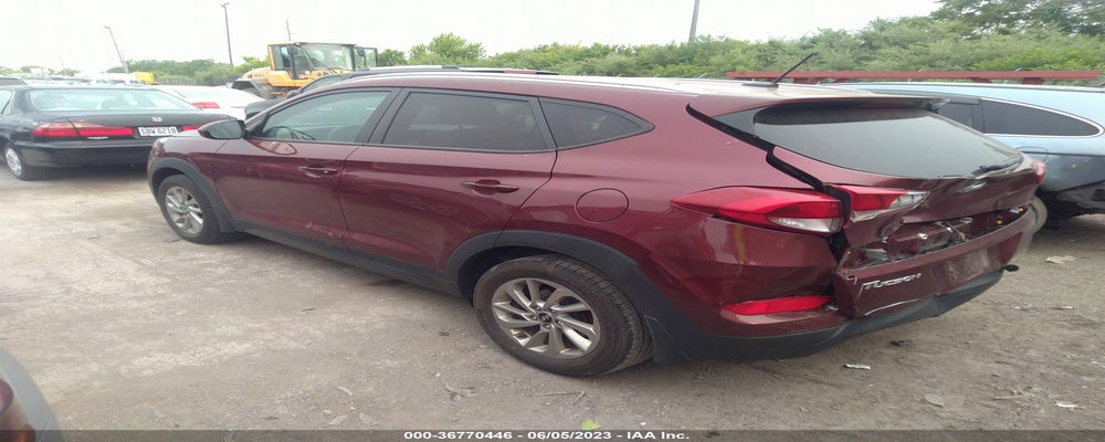 KM8J33A4XGU120692 2016 HYUNDAI TUCSON photo no. 3