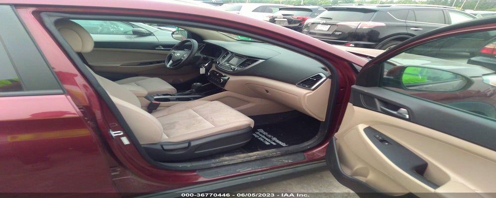 KM8J33A4XGU120692 2016 HYUNDAI TUCSON photo no. 5