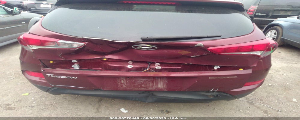 KM8J33A4XGU120692 2016 HYUNDAI TUCSON photo no. 6