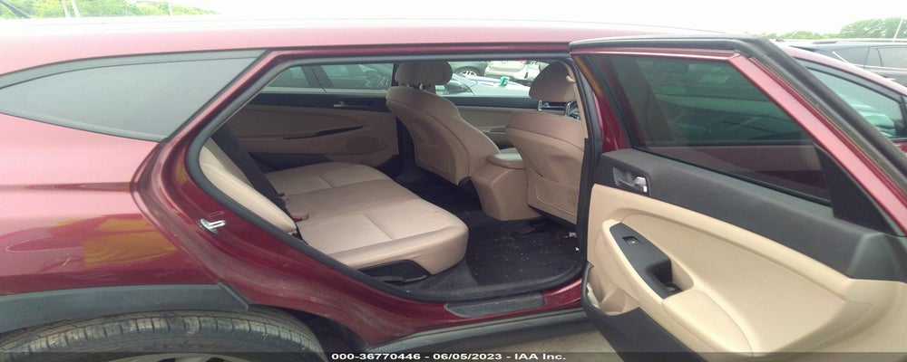 KM8J33A4XGU120692 2016 HYUNDAI TUCSON photo no. 8